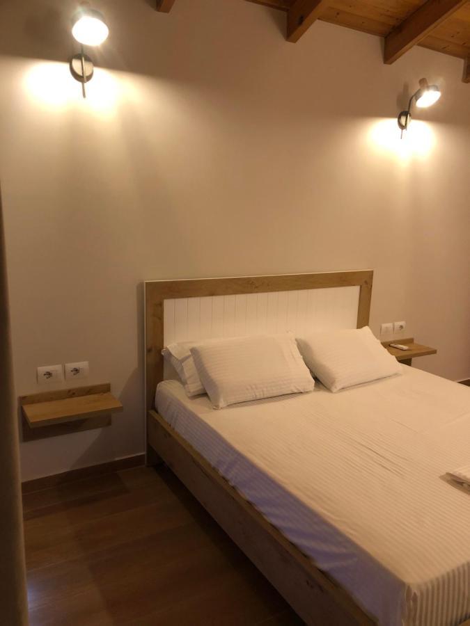 Amazing Familiar Apartments And Rooms Sarandë Eksteriør billede