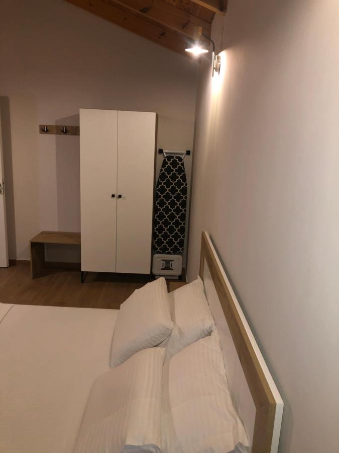 Amazing Familiar Apartments And Rooms Sarandë Eksteriør billede