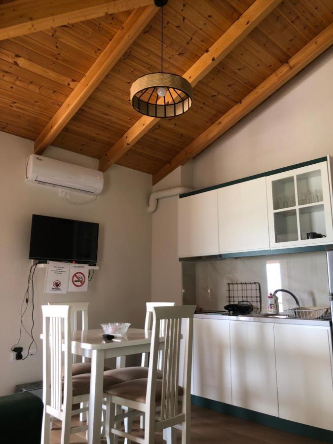 Amazing Familiar Apartments And Rooms Sarandë Eksteriør billede
