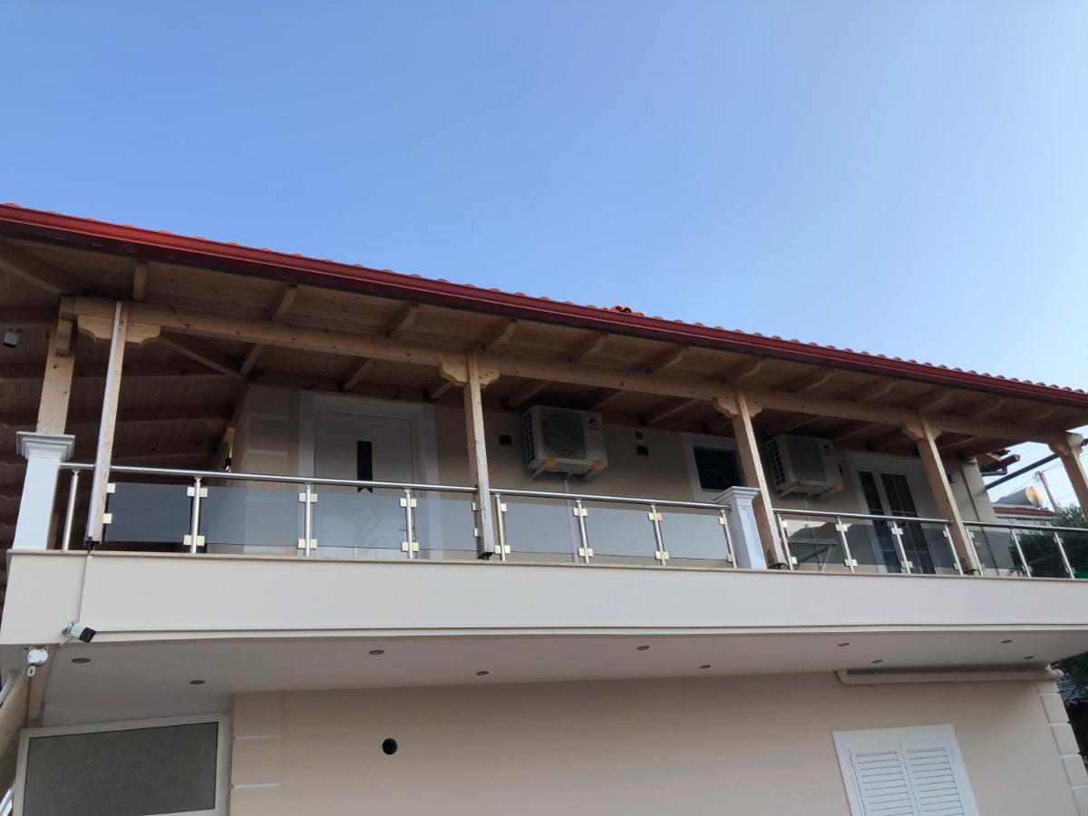 Amazing Familiar Apartments And Rooms Sarandë Eksteriør billede