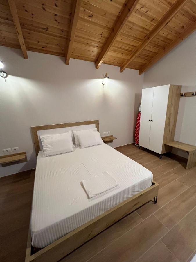 Amazing Familiar Apartments And Rooms Sarandë Eksteriør billede