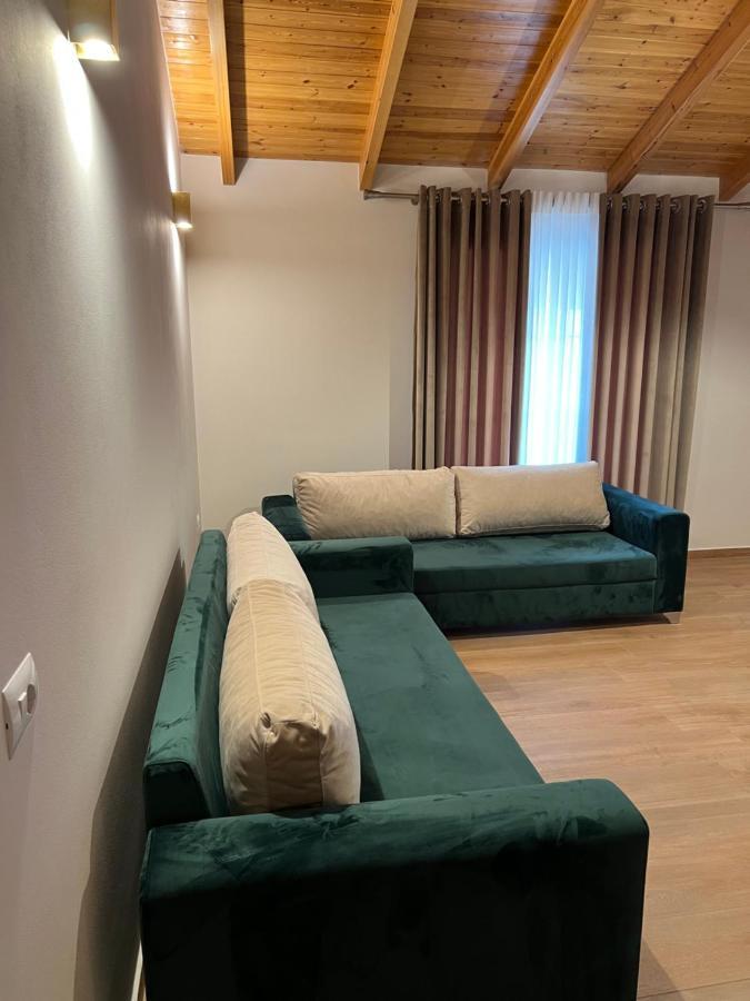Amazing Familiar Apartments And Rooms Sarandë Eksteriør billede