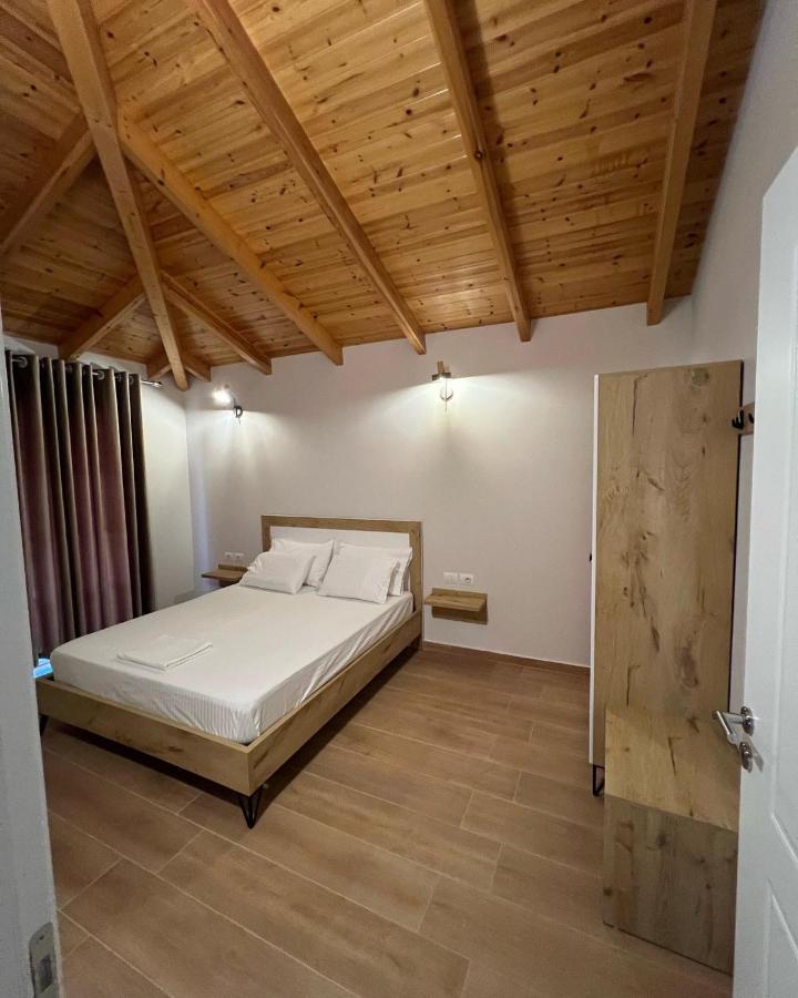 Amazing Familiar Apartments And Rooms Sarandë Eksteriør billede
